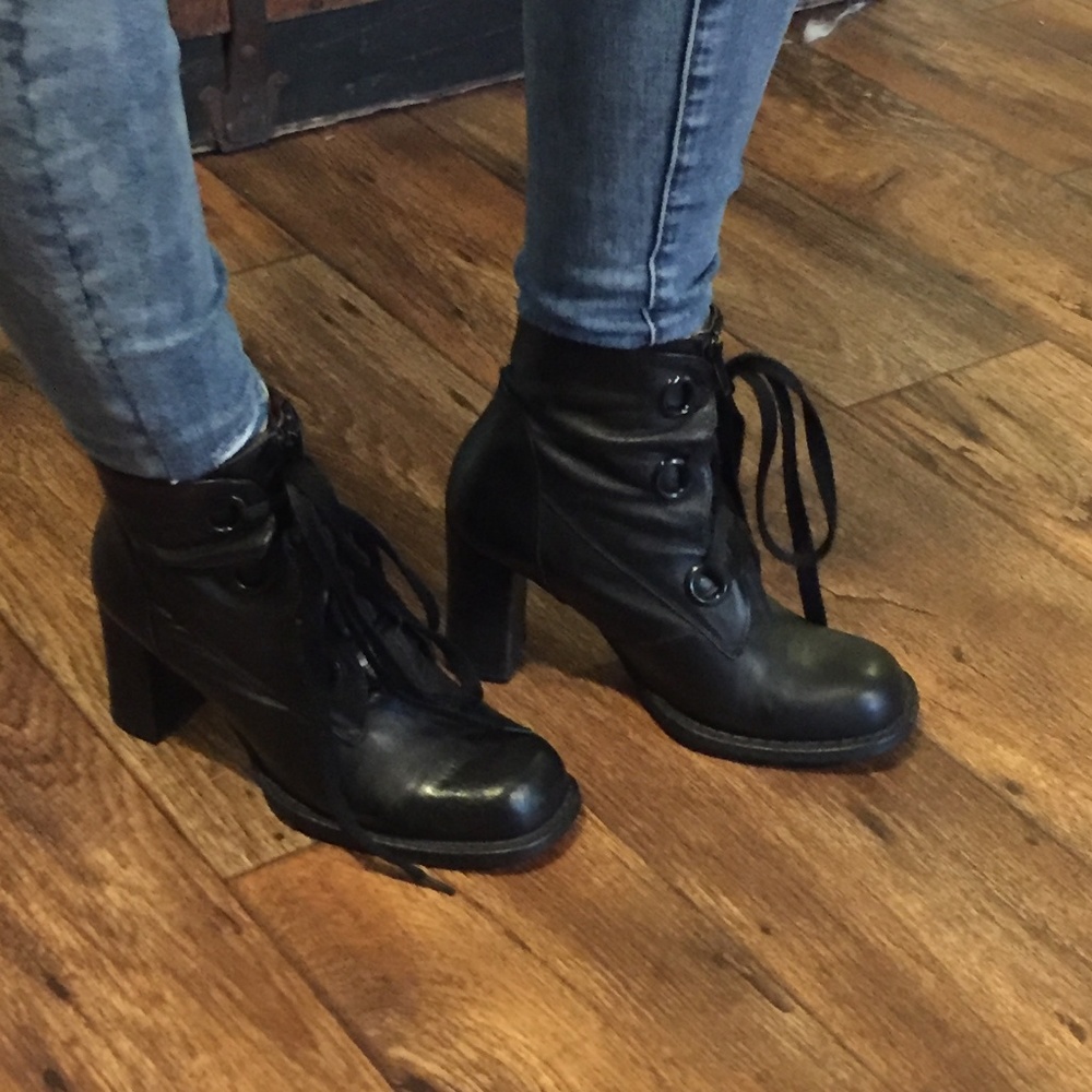 Soho New York Black Booties